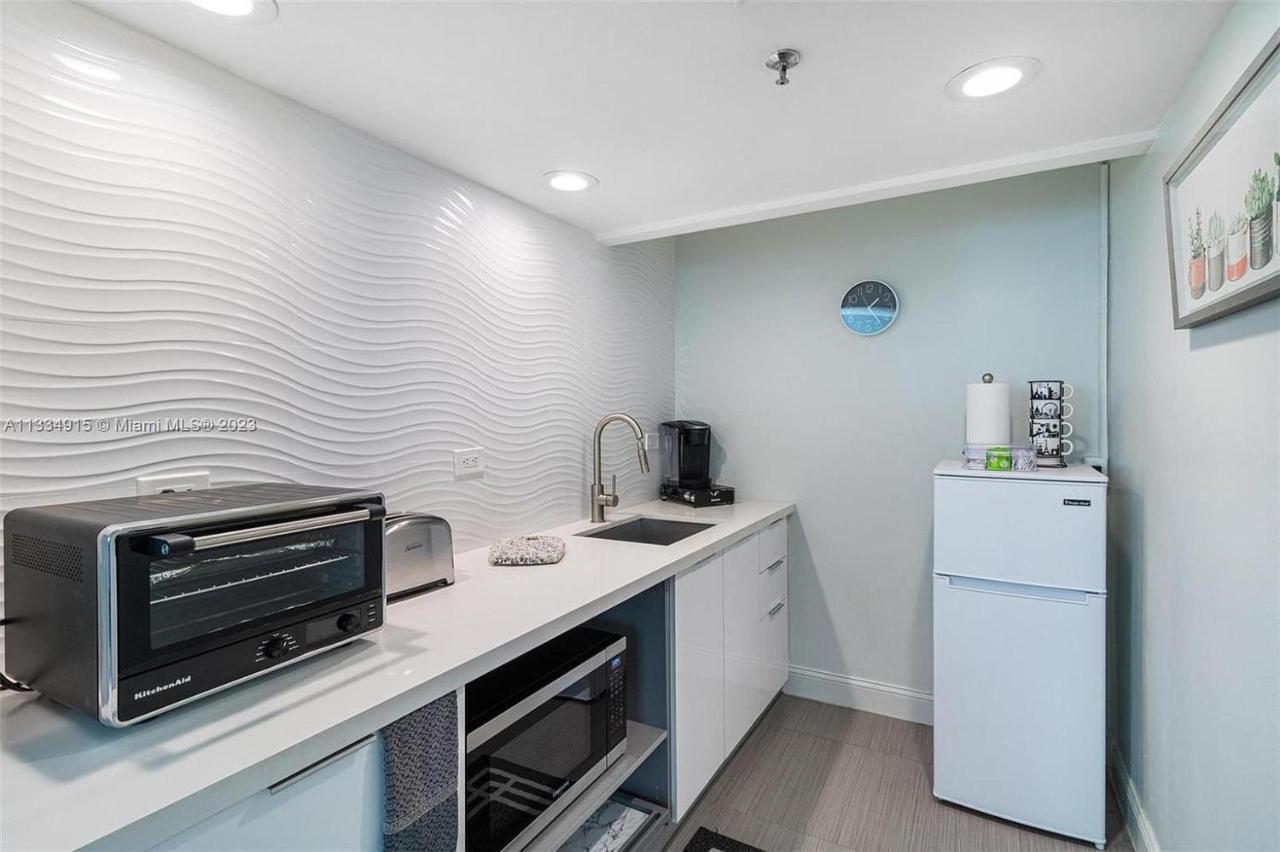 11Th - Seven Heaven Miami- Unforgettable Ocean Front- Free Parking Aparthotel Маями Бийч Екстериор снимка