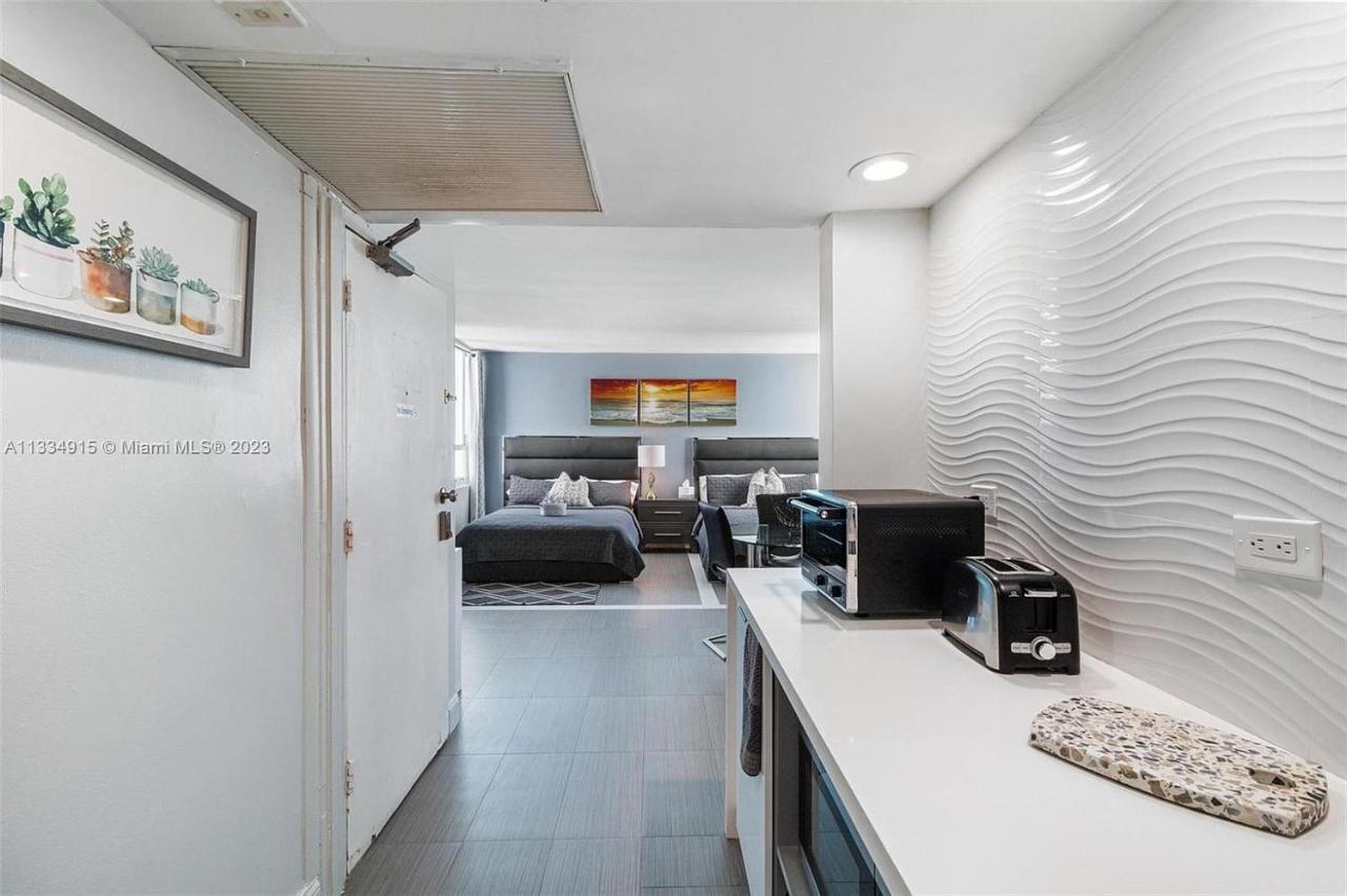 11Th - Seven Heaven Miami- Unforgettable Ocean Front- Free Parking Aparthotel Маями Бийч Екстериор снимка